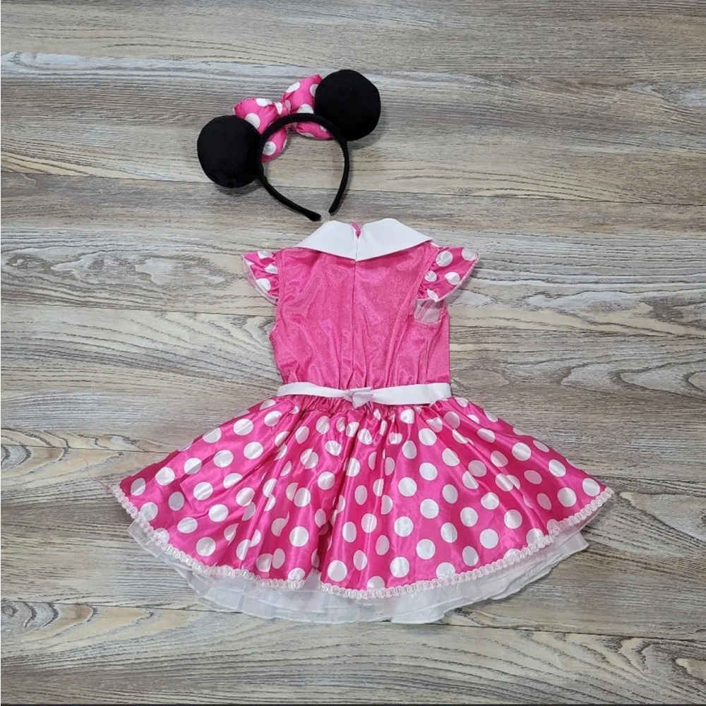 Disney Toddler Minnie Mouse costume - Halloween! - Picture 2 of 5